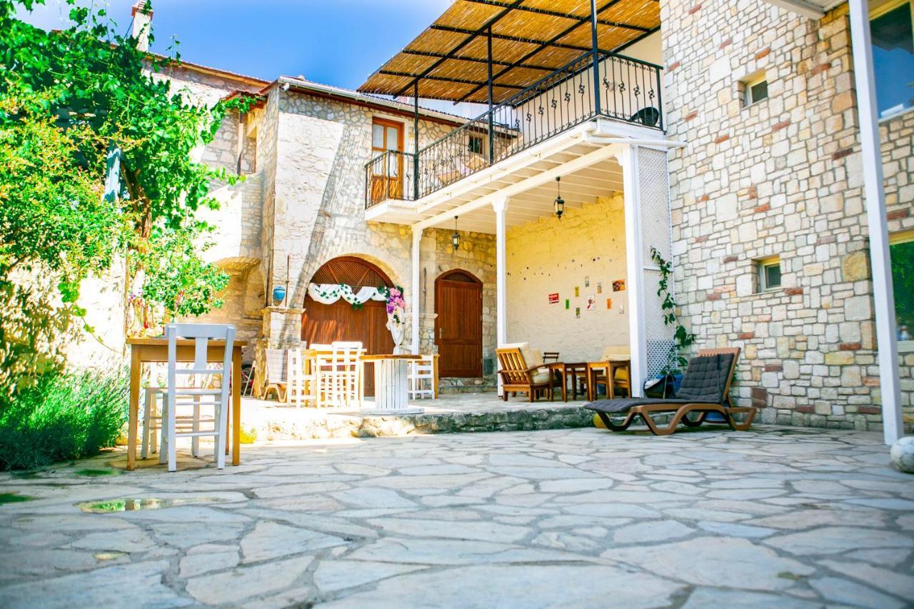 Annemin Harabesi Otel Cesme Exterior foto