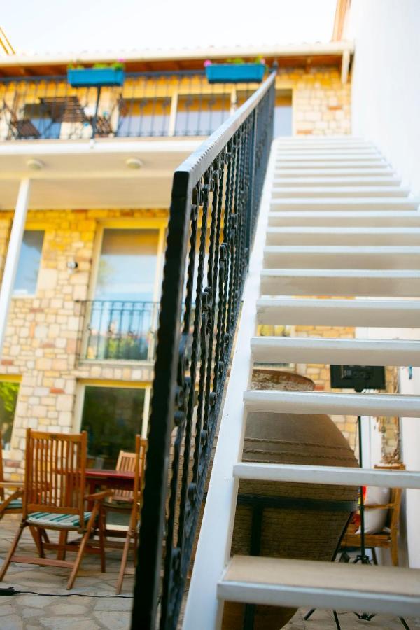 Annemin Harabesi Otel Cesme Exterior foto